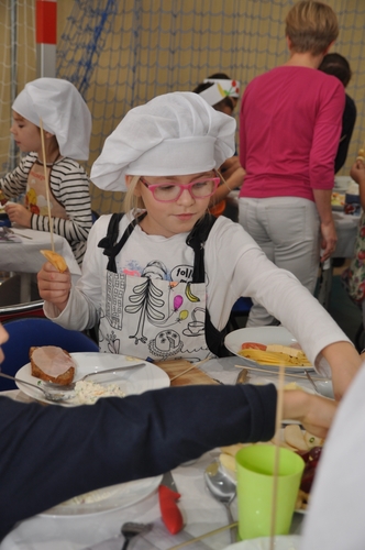 Gmina Kęsowo: w Żalnie bili śniadaniowy rekord - ZDJĘCIA