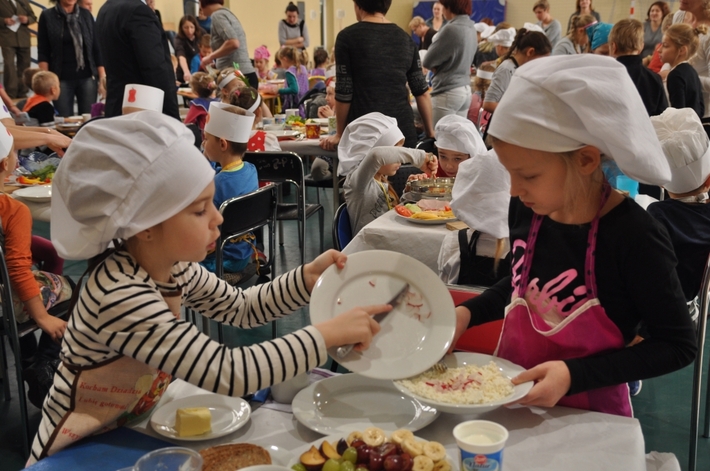 Gmina Kęsowo: w Żalnie bili śniadaniowy rekord - ZDJĘCIA