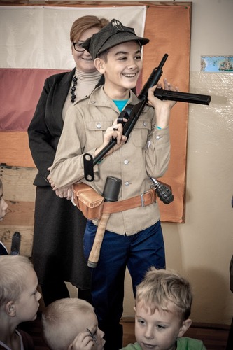 Gmina Cekcyn: Partyzanci w przedszkolu - ZDJĘCIA