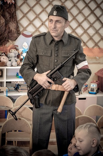 Gmina Cekcyn: Partyzanci w przedszkolu - ZDJĘCIA