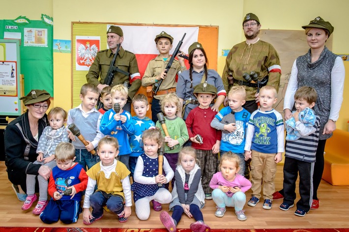 Gmina Cekcyn: Partyzanci w przedszkolu - ZDJĘCIA