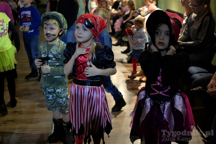 Bal andrzejkowy w Cekcynie - ZDJĘCIA