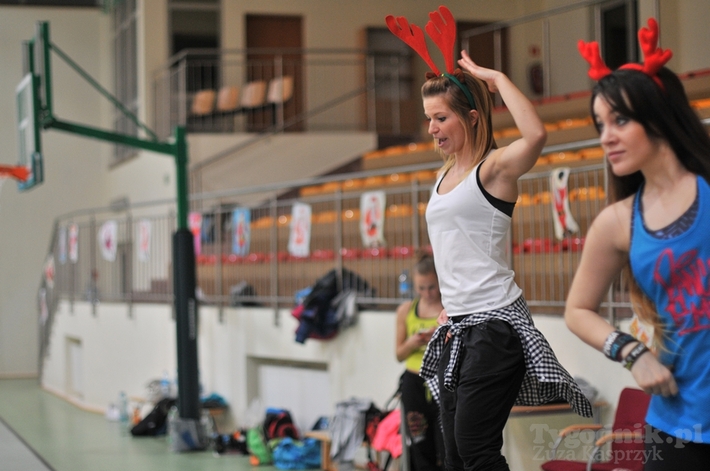 Mikołajkowy maraton Zumby w Cekcynie - ZDJĘCIA