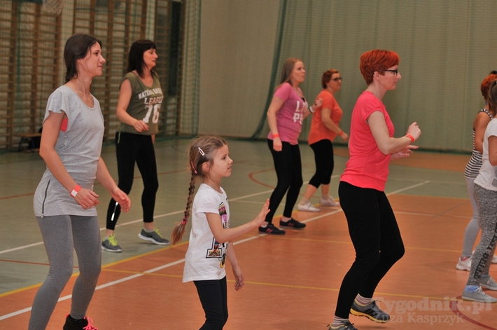 Mikołajkowy maraton Zumby w Cekcynie - ZDJĘCIA