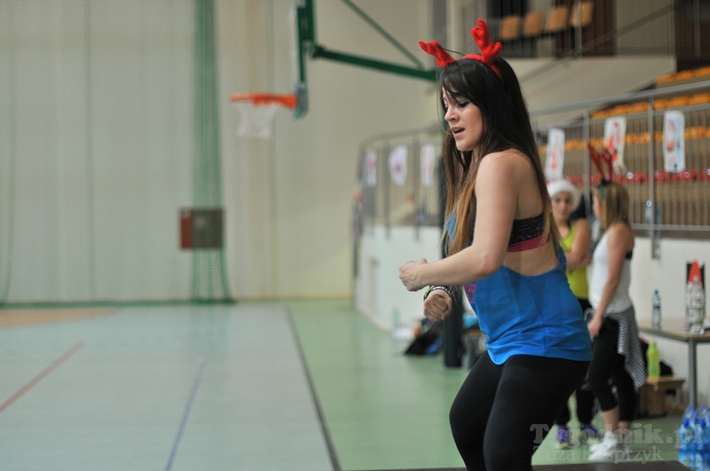 Mikołajkowy maraton Zumby w Cekcynie - ZDJĘCIA