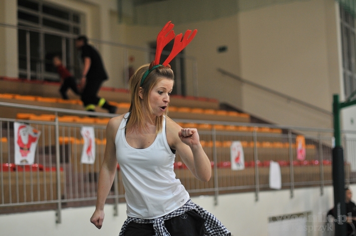 Mikołajkowy maraton Zumby w Cekcynie - ZDJĘCIA