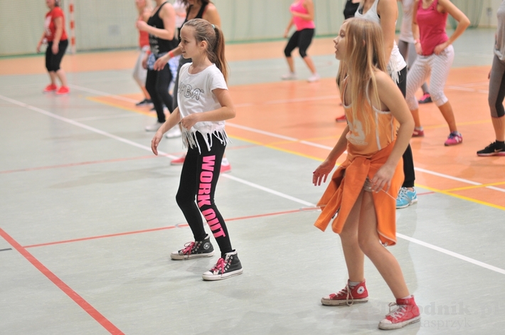 Mikołajkowy maraton Zumby w Cekcynie - ZDJĘCIA