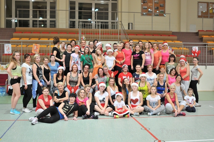 Mikołajkowy maraton Zumby w Cekcynie - ZDJĘCIA