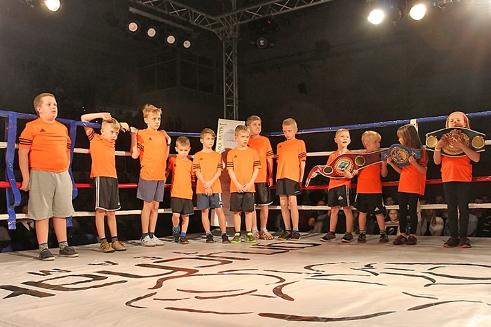 Dziewczęta z Insomni, fakir i nie tylko! Gala boksu w Tucholi - ZDJĘCIA 2