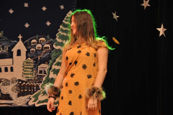 Dzień postaci z bajek śliwickiego gimnazjum - ZDJĘCIA