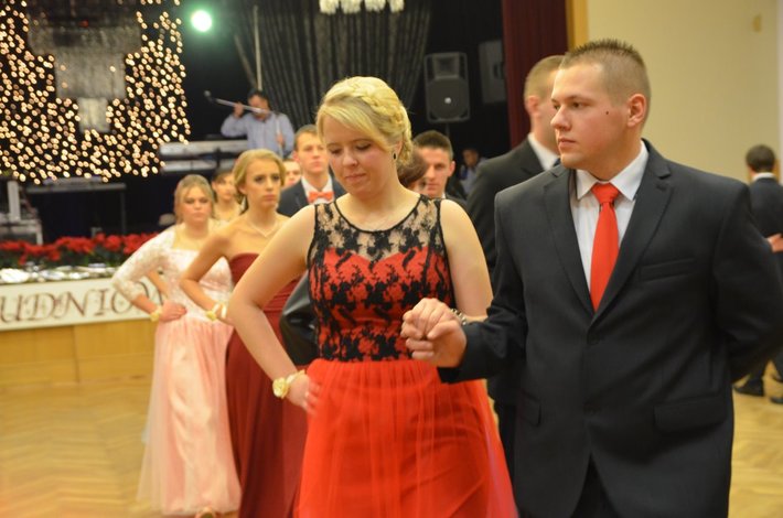 Tuchola: Studniówka ZSLiA i TSR - ZDJĘCIA cz. 1