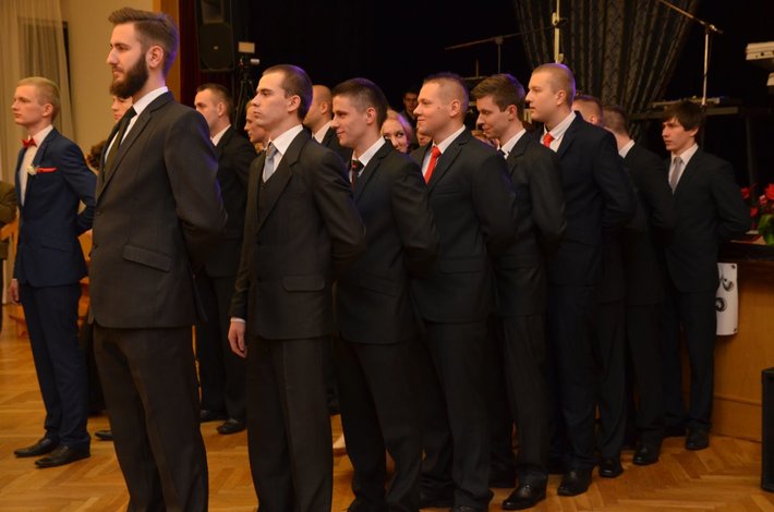 Tuchola: Studniówka ZSLiA i TSR - ZDJĘCIA cz. 1