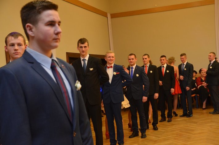 Tuchola: Studniówka ZSLiA i TSR - ZDJĘCIA cz. 1