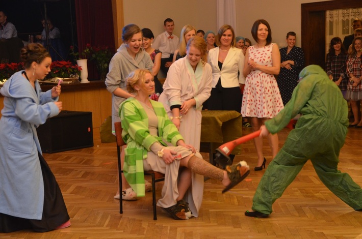 Tuchola: Studniówka ZSLiA i TSR - ZDJĘCIA cz. 2