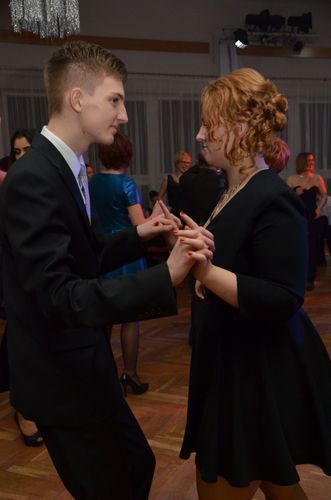 Tuchola: Studniówka ZSLiA i TSR - ZDJĘCIA cz. 2