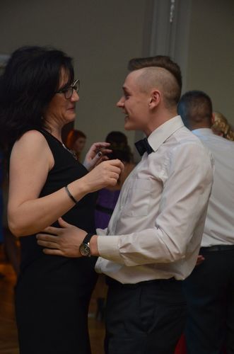 Tuchola: Studniówka ZSLiA i TSR - ZDJĘCIA cz. 2