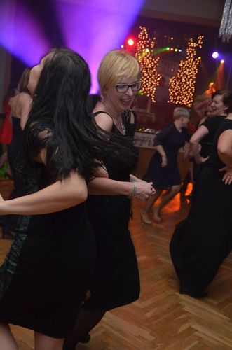 Tuchola: Studniówka ZSLiA i TSR - ZDJĘCIA cz. 2