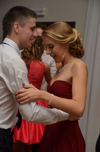 Tuchola: Studniówka ZSLiA i TSR - ZDJĘCIA cz. 2