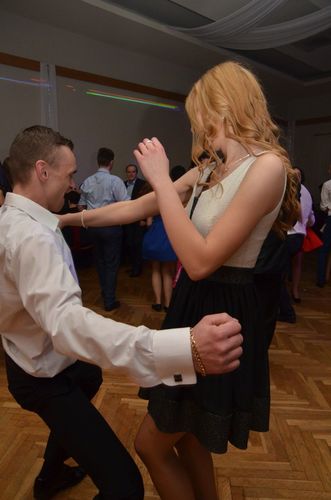 Tuchola: Studniówka ZSLiA i TSR - ZDJĘCIA cz. 2