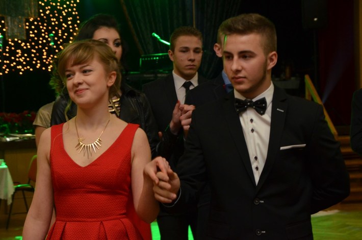 Tuchola: Studniówka w ZSLiT - ZDJĘCIA cz. 1