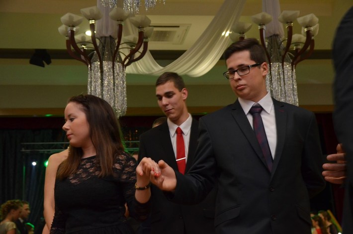 Tuchola: Studniówka w ZSLiT - ZDJĘCIA cz. 1