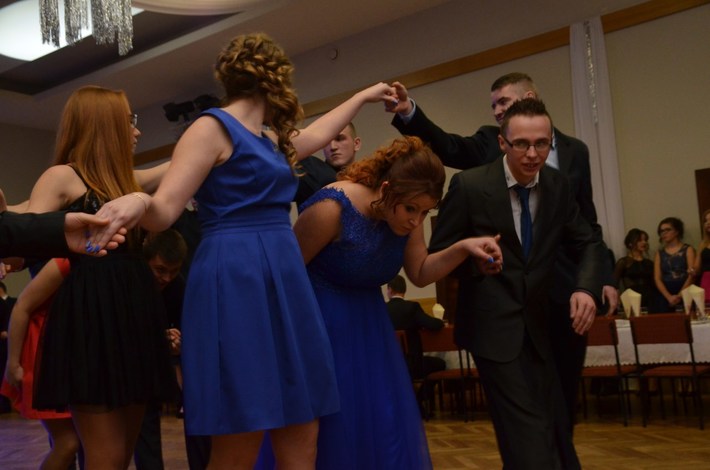 Tuchola: Studniówka w ZSLiT - ZDJĘCIA cz. 1