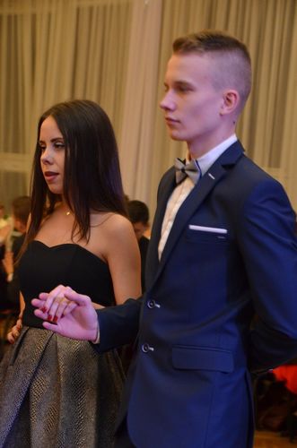 Tuchola: Studniówka w ZSLiT - ZDJĘCIA cz. 1