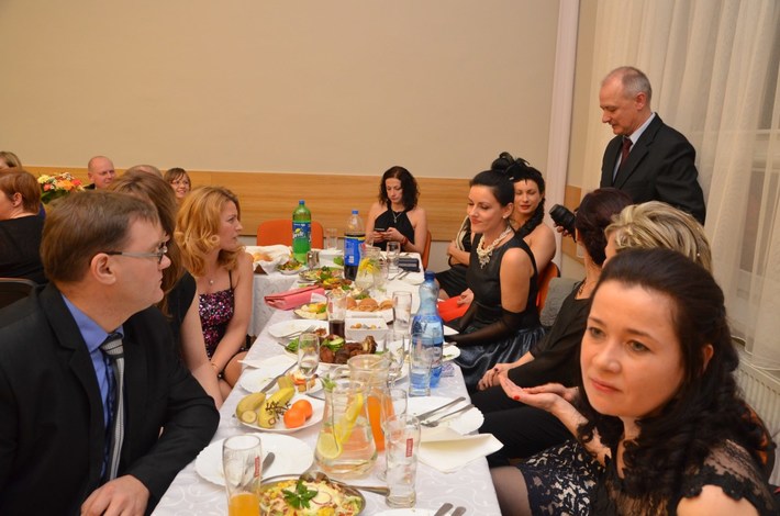 Tuchola: Studniówka w ZSLiT - ZDJĘCIA cz. 1