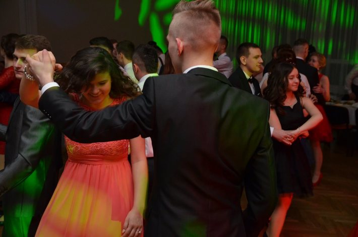 Tuchola: Studniówka w ZSLiT - ZDJĘCIA cz. 2