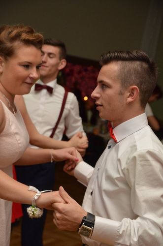 Tuchola: Studniówka w ZSLiT - ZDJĘCIA cz. 2