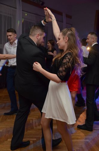 Tuchola: Studniówka w ZSLiT - ZDJĘCIA cz. 2