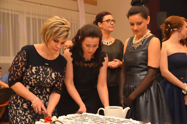 Tuchola: Studniówka w ZSLiT - ZDJĘCIA cz. 2