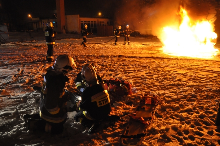 WOŚP Śliwice: Wylicytowali wójta, spalili samochod!  ZDJĘCIA