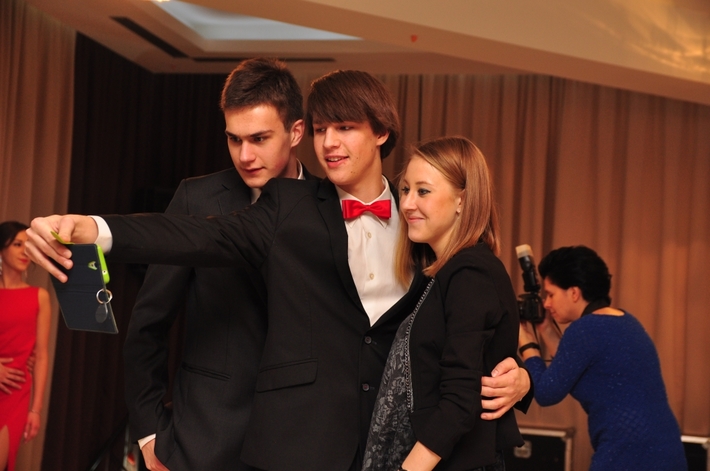 Tuchola: Studniówka Technikum Leśnego - ZDJĘCIA cz. 1 - IMPREZA!