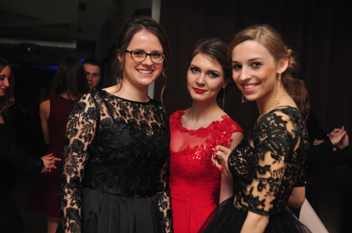 Tuchola: Studniówka Technikum Leśnego - ZDJĘCIA cz. 1 - IMPREZA!