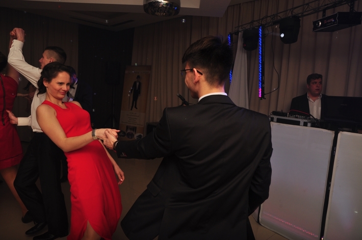 Tuchola: Studniówka Technikum Leśnego - ZDJĘCIA cz. 1 - IMPREZA!