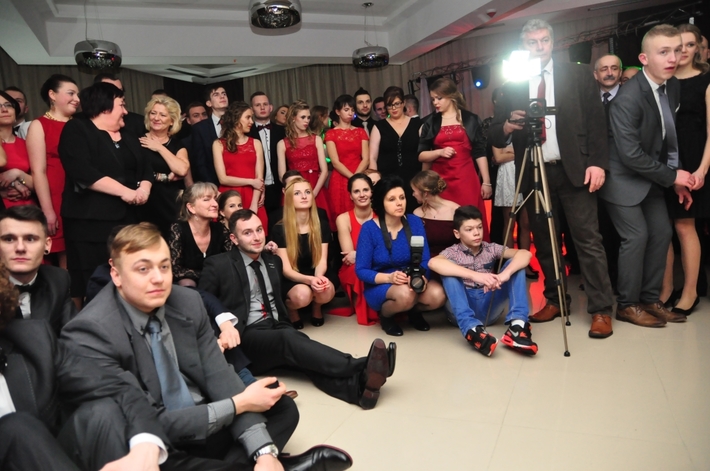 Tuchola: Studniówka Technikum Leśnego - ZDJĘCIA cz. 1 - IMPREZA!