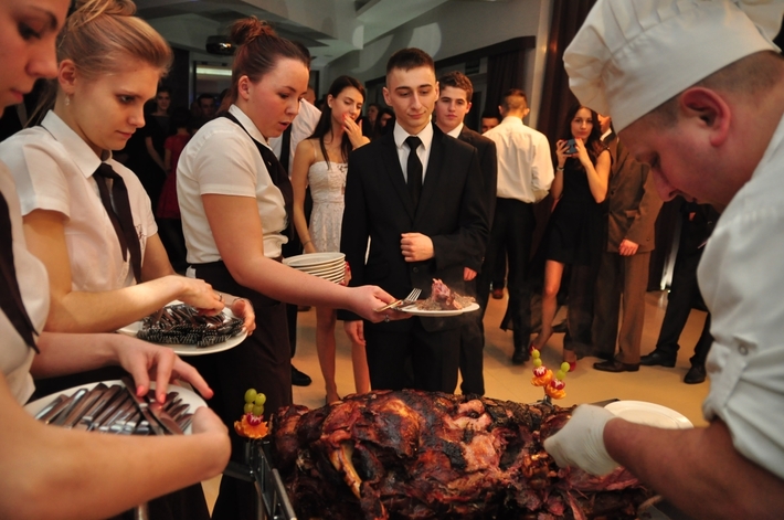 Tuchola: Studniówka Technikum Leśnego - ZDJĘCIA cz. 1 - IMPREZA!