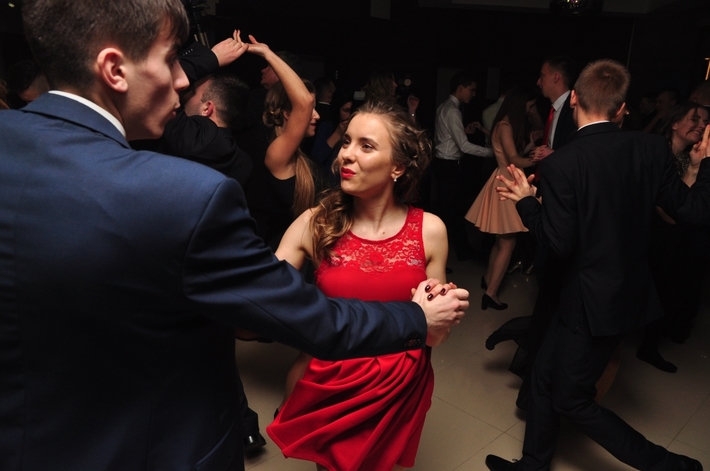 Tuchola: Studniówka Technikum Leśnego - ZDJĘCIA cz. 1 - IMPREZA!