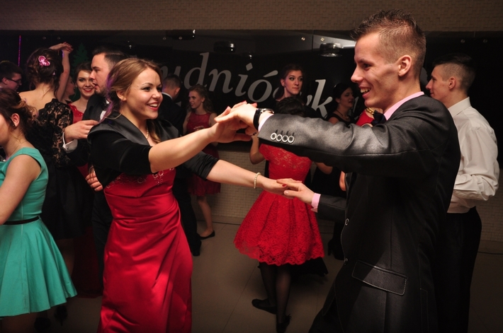 Tuchola: Studniówka Technikum Leśnego - ZDJĘCIA cz. 1 - IMPREZA!