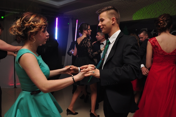 Tuchola: Studniówka Technikum Leśnego - ZDJĘCIA cz. 1 - IMPREZA!