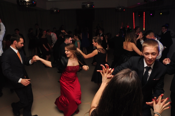 Tuchola: Studniówka Technikum Leśnego - ZDJĘCIA cz. 1 - IMPREZA!