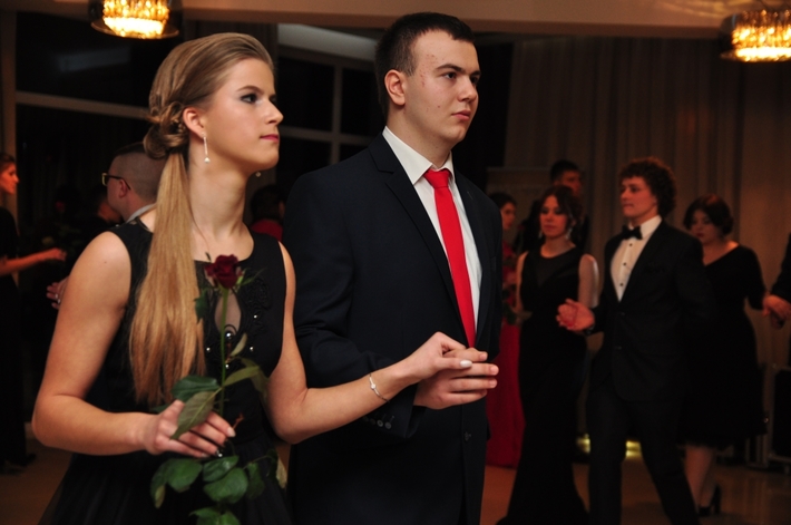 Tuchola: Studniówka Technikum Leśnego - ZDJĘCIA cz. 2