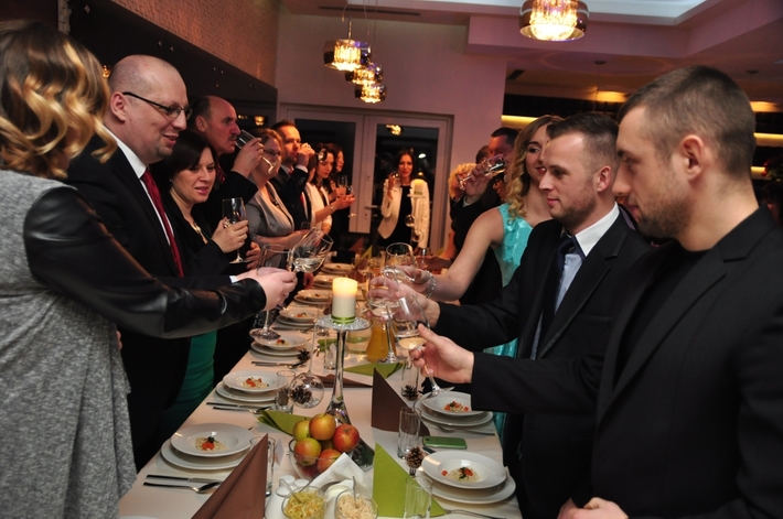 Tuchola: Studniówka Technikum Leśnego - ZDJĘCIA cz. 2