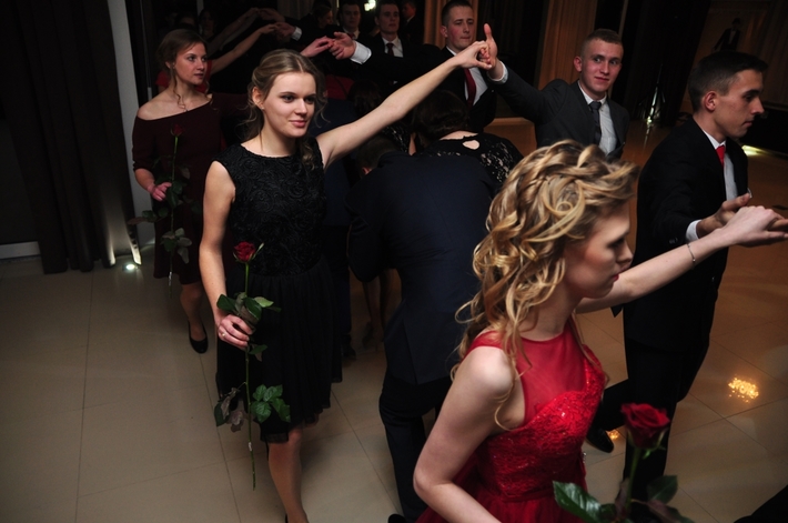 Tuchola: Studniówka Technikum Leśnego - ZDJĘCIA cz. 2