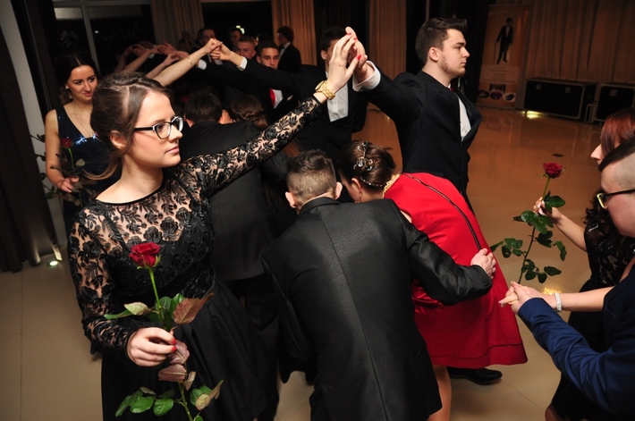 Tuchola: Studniówka Technikum Leśnego - ZDJĘCIA cz. 2