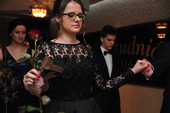 Tuchola: Studniówka Technikum Leśnego - ZDJĘCIA cz. 2