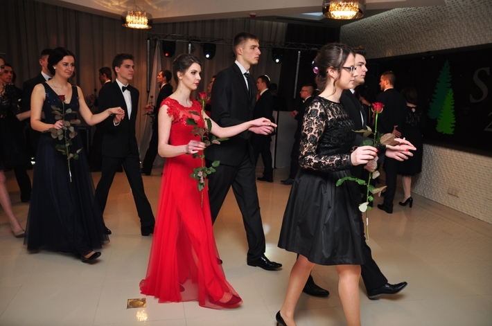 Tuchola: Studniówka Technikum Leśnego - ZDJĘCIA cz. 2