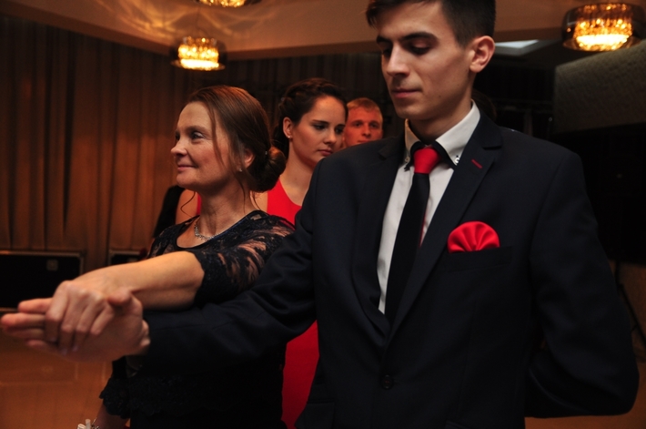 Tuchola: Studniówka Technikum Leśnego - ZDJĘCIA cz. 2