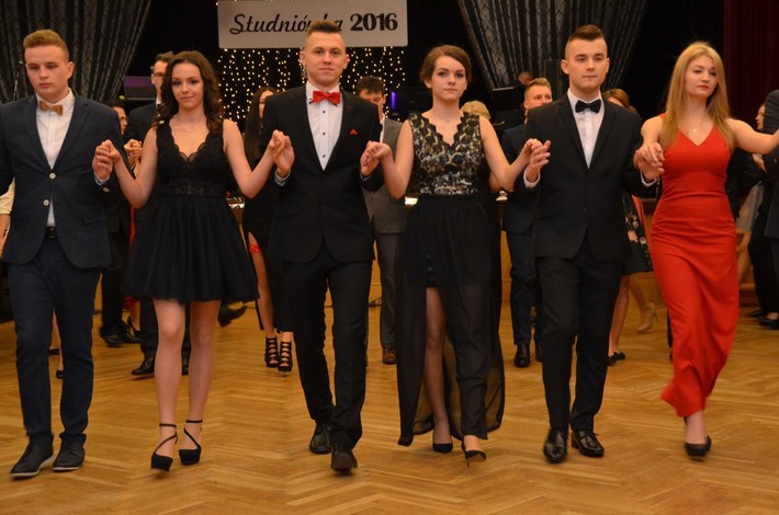 Tuchola: Studniówka Nowodworka - ZDJĘCIA cz. I